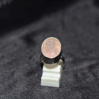 925 Sterling Silver Rose Quartz Oval Solitaire Ring