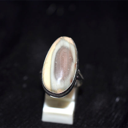 925 Sterling Silver Banded Agate Oval Ring