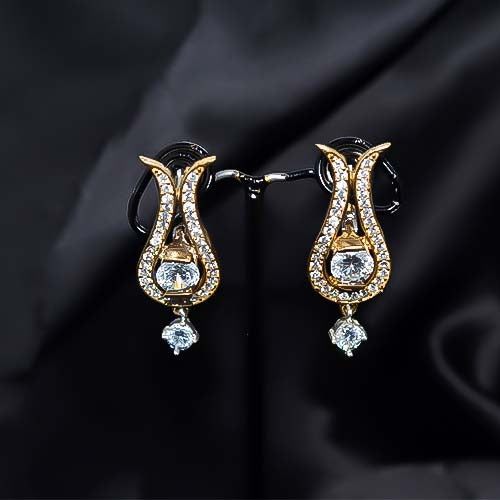 6 Carat Gold Plated Cz Teardrop Sparkle Earrings
