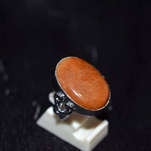 925 Sterling Silver Oval Sunstone Ornate Shank Ring