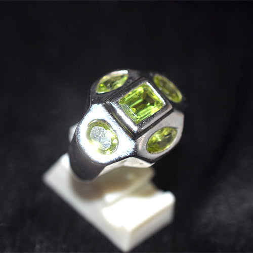 925 Sterling Silver Geometric Peridot Statement Ring