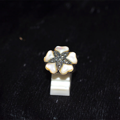 925 Sterling Silver Turkish Mother of Pearl and Marcasite Flower Ring