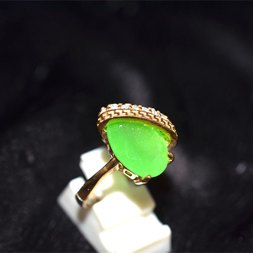 6 Carat Gold Plated Turkish Green Onyx Pear Motif Ring