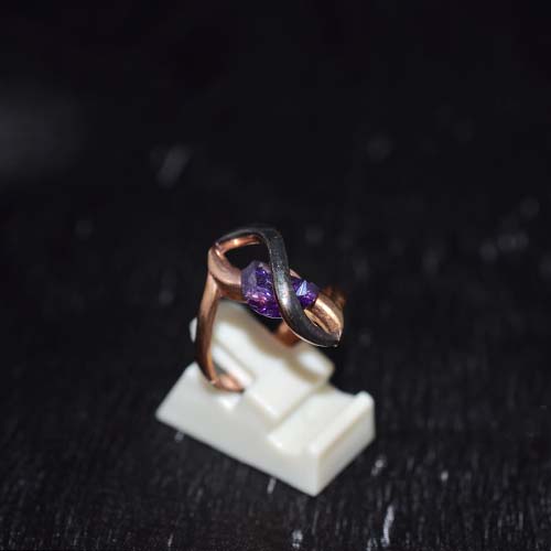 6 Carat Gold Plated Purple Duo Twist Motif Ring