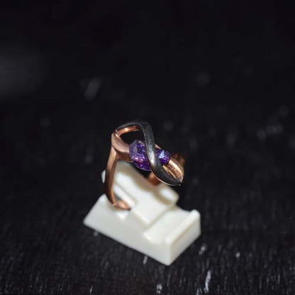 6 Carat Gold Plated Purple Duo Twist Motif Ring