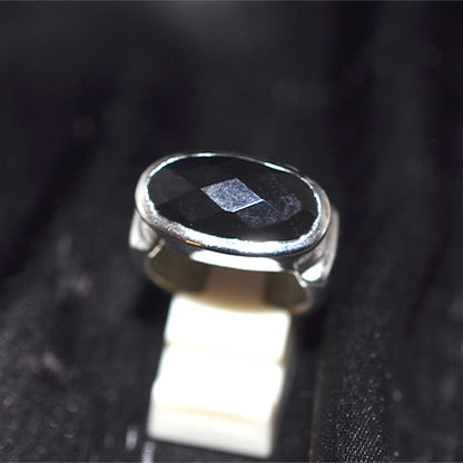 925 Sterling Silver Oval Black Onyx Stepped Shoulder Ring