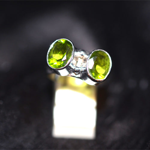 925 Sterling Silver Double Peridot Open Ring