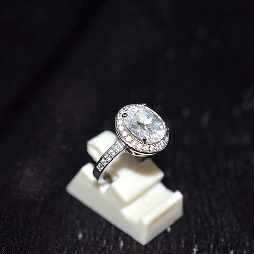 925 Sterling Silver Oval Cut Crystal Halo Ring