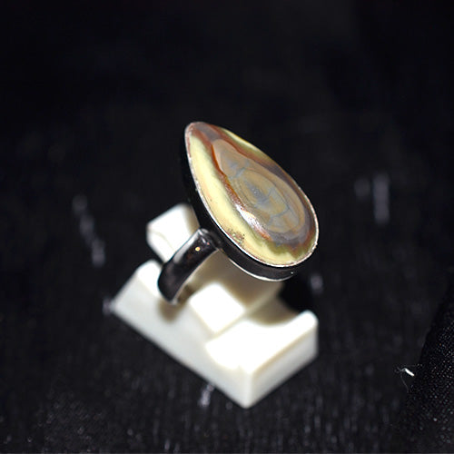 925 Sterling Silver Oval Banded Agate Ring
