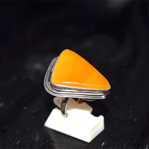 925 Sterling Silver Triangle Yellow Amber Modern Ring