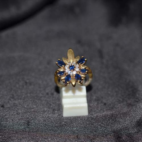 6 Carat Gold Plated Blue Sapphire Leaf Flower Ring