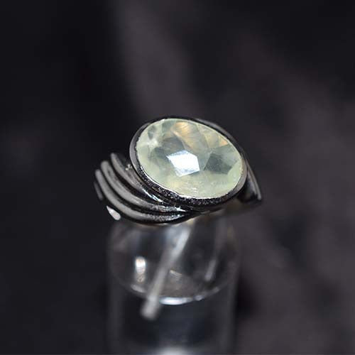 925 Sterling Silver Faceted Light Green Round Ring