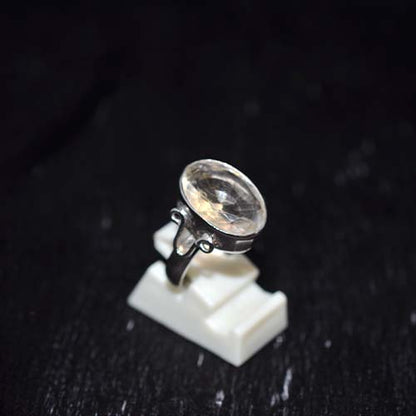 925 Sterling Silver Clear Quartz Oval Ring