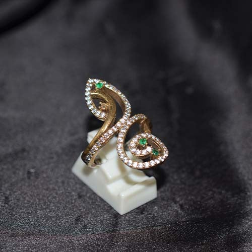 6 Carat Gold Plated Green Onyx Vine Swirl Ring