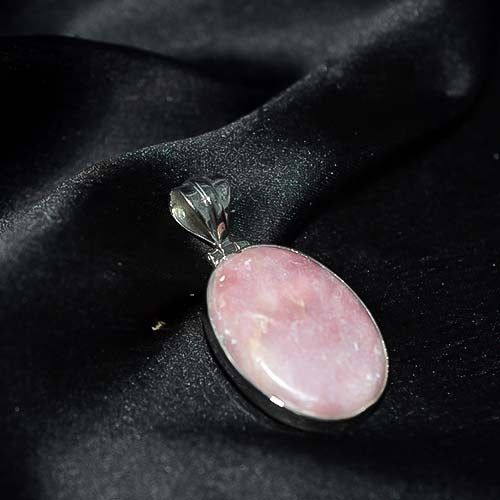 925 Sterling Silver Rose Quartz Oval Pendant