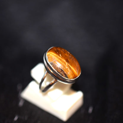 925 Sterling Silver Round Tiger Eye Ring with Split Shank