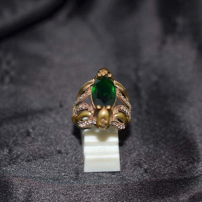 6 Carat Gold Plated Green Onyx Leaf Vine Ring