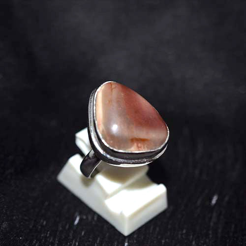 925 Sterling Silver Peach Agate Triangle Ring