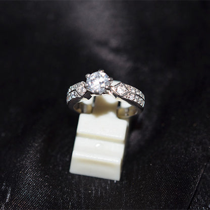 925 Sterling Silver Geometric Cubic Zirconia Solitaire Ring