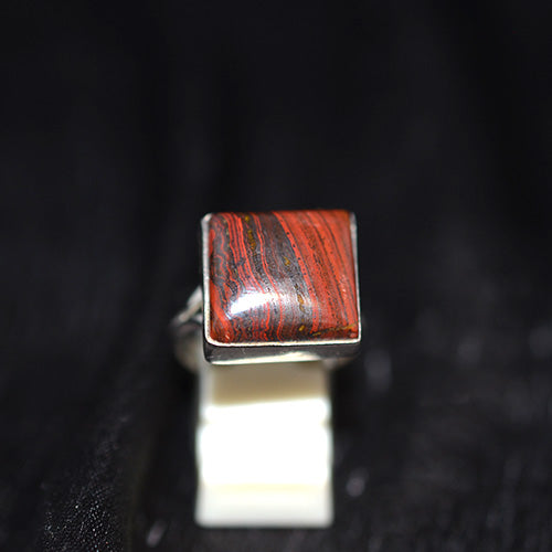 925 Sterling Silver Tiger Iron Rhombus Cut Ring