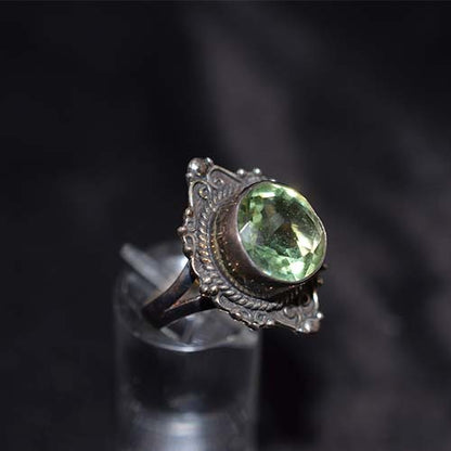 925 Sterling Silver Green Quartz Ornate Vintage Ring