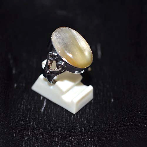 925 Sterling Silver Oval Cat’s Eye Ring