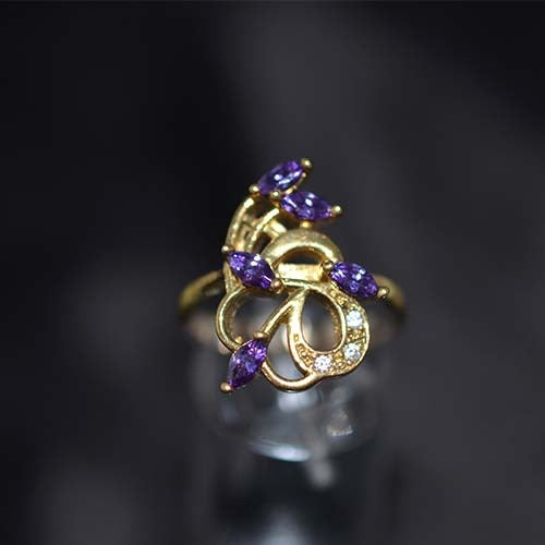 6 Carat Gold Plated Purple Marquise Swirl Ring