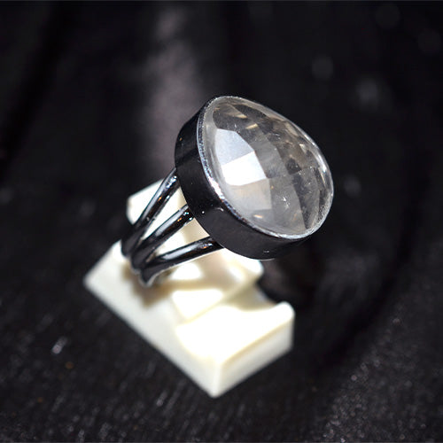 925 Sterling Silver Pear-Shaped Crystal Quartz Ring with Triple Shank