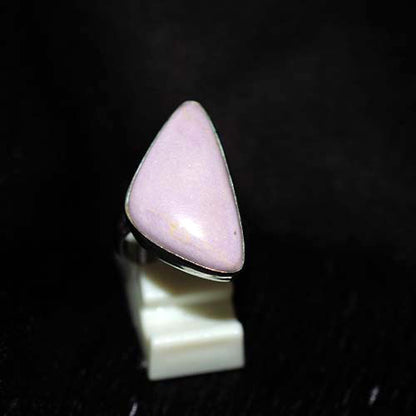 925 Sterling Silver Phosphosiderite Curved Triangle Ring
