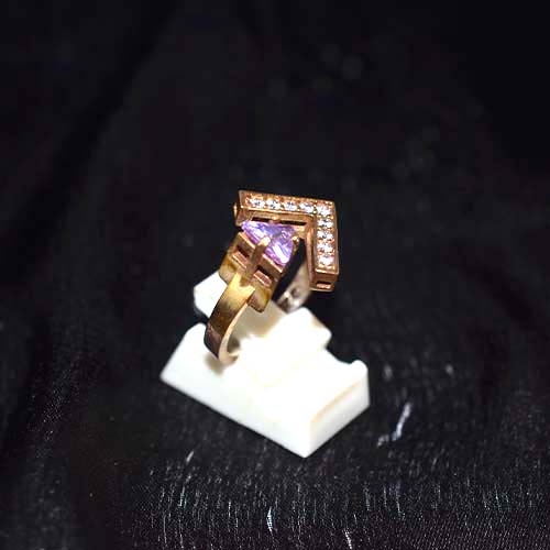 6 Carat Gold Plated Amethyst Chevron Motif Ring with White Stones