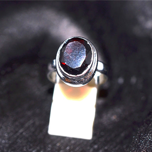 925 Sterling Silver Oval Faceted Garnet Ring