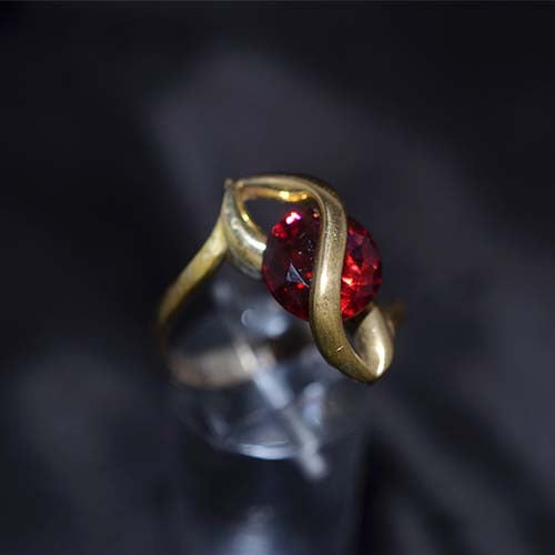 6 Carat Gold Plated Red Marquise Modern Open Ring