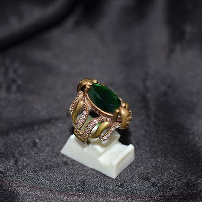 6 Carat Gold Plated Green Onyx Leaf Vine Ring