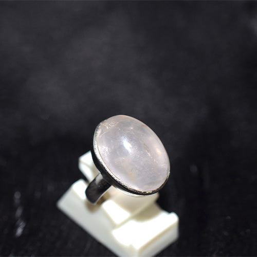 925 Sterling Silver Oval Rose Quartz Ring