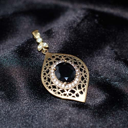 6 Carat Gold Plated Blue Sapphire Filigree Teardrop Pendant