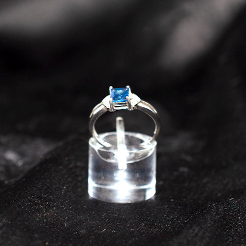 925 Sterling Silver Princess Cut Blue Sapphire Ring