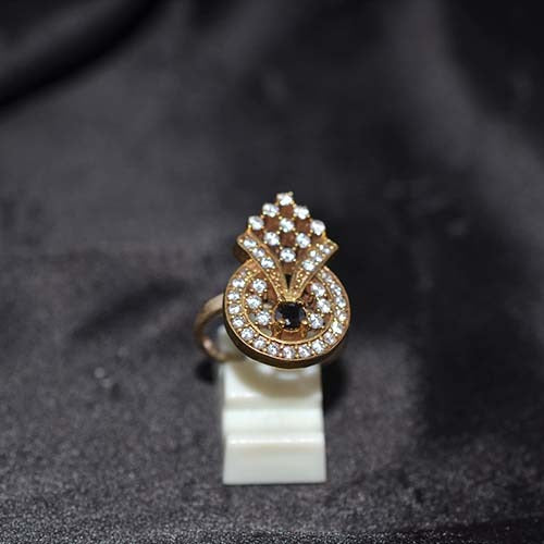 6 Carat Gold Plated Black Onyx Crown Motif Ring