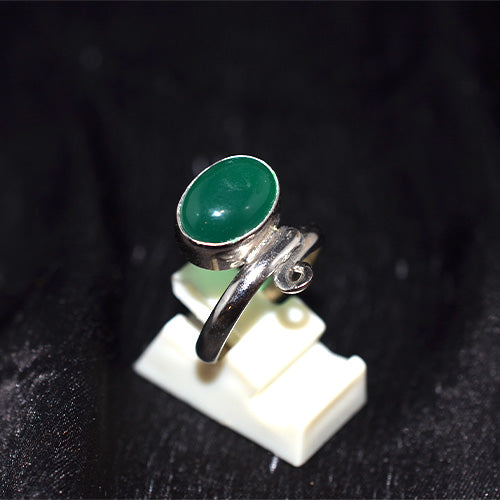 925 Sterling Silver Green Onyx Bypass Ring with Scroll Accent