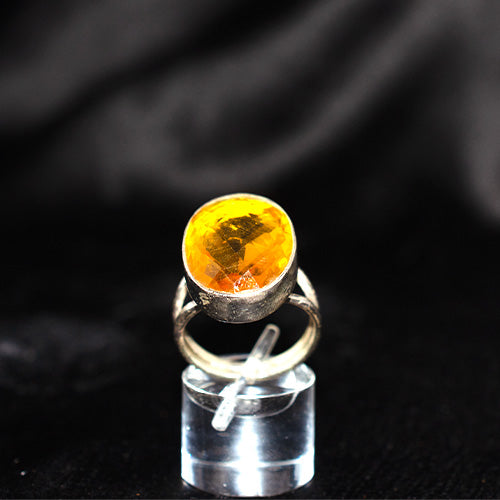 925 Sterling Silver Oval Amber Faceted Ring