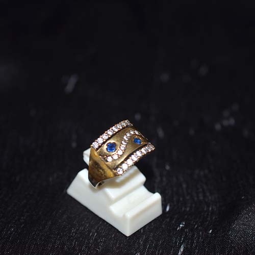 6 Carat Gold Plated Blue Sapphire Wave Band Ring