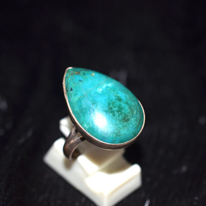 925 Sterling Silver Bold Turquoise Teardrop Ring