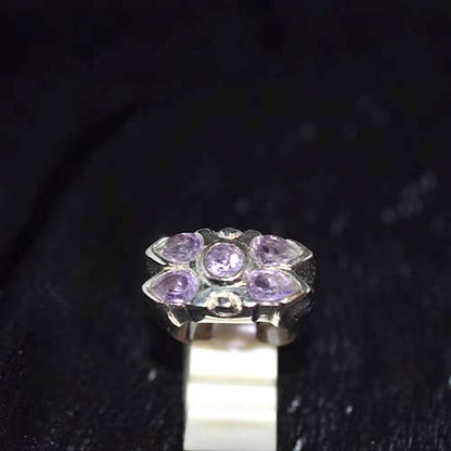 925 Sterling Silver Light Purple Gemstone Floral Motif Ring