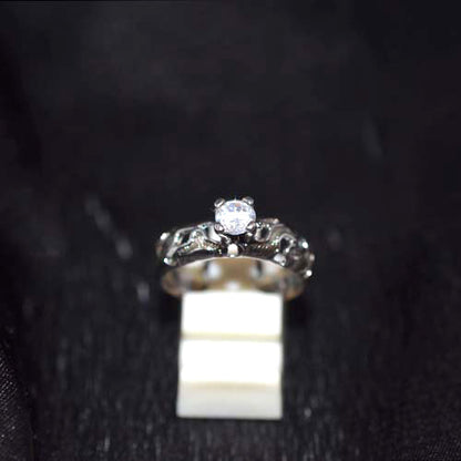 925 Sterling Silver Cubic Zirconia Vine Pattern Ring