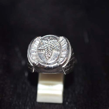 925 Sterling Silver Leaf Medallion Signet Ring