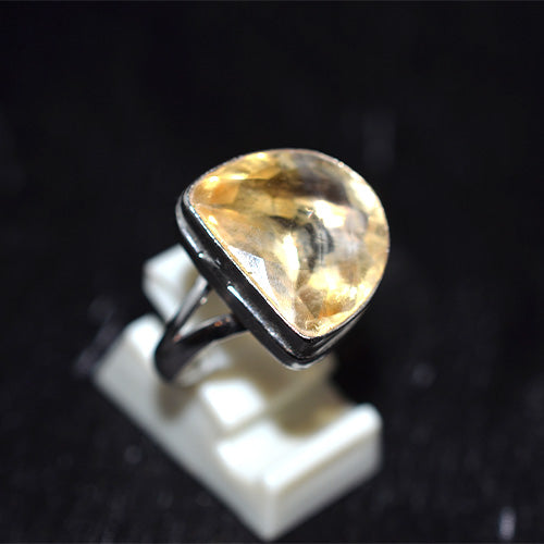 925 Sterling Silver Pear Cut Citrine Bezel Split Shank Ring