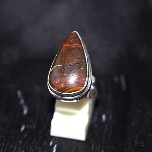 925 Sterling Silver Teardrop Tiger Iron Ring