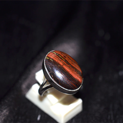 925 Sterling Silver Red Tiger Iron Oval Ring