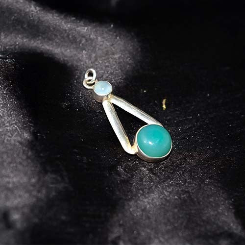 925 Sterling Silver Chrysoprase Drop Pendant