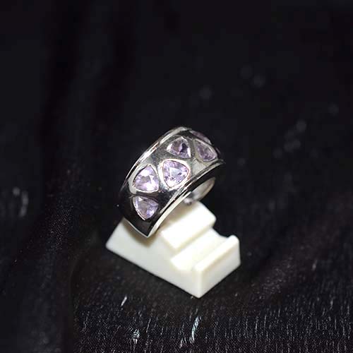925 Sterling Silver Light Purple Gemstone Trillion Pattern Ring