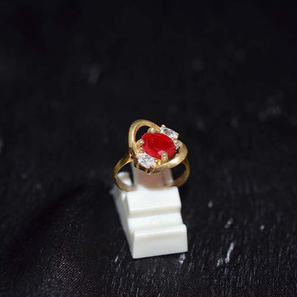 6 Carat Gold Plated Red Oval Floral Ring